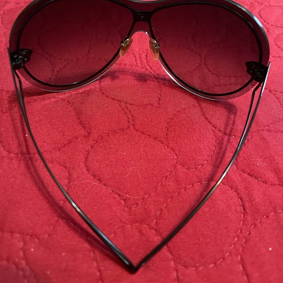 New Vogue sunglasses SOLD! - Picture 9 of 10